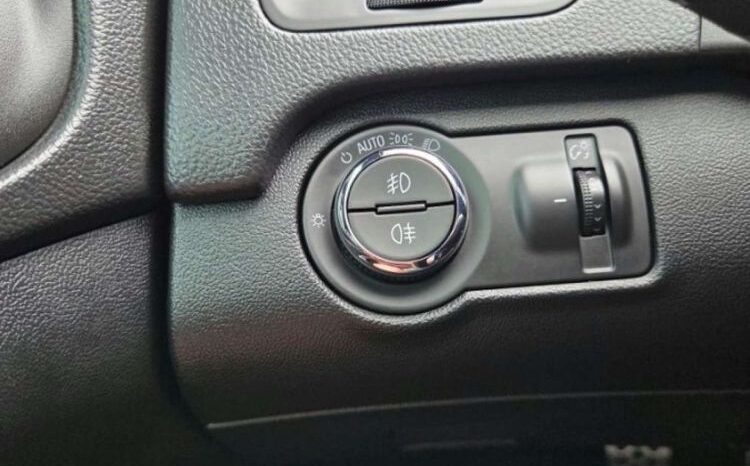 Opel Insignia | FWD (przód) | Manualna | 170 KM | Szary full