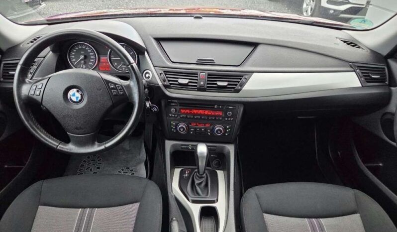 BMW X1 | 4×4 (doł. automatycznie) | Automatyczna | 204 KM | Bordowy full
