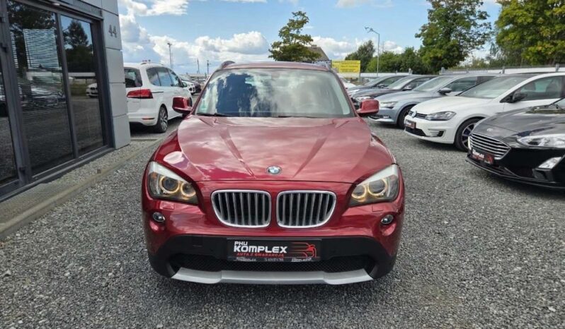 BMW X1 | 4×4 (doł. automatycznie) | Automatyczna | 204 KM | Bordowy full