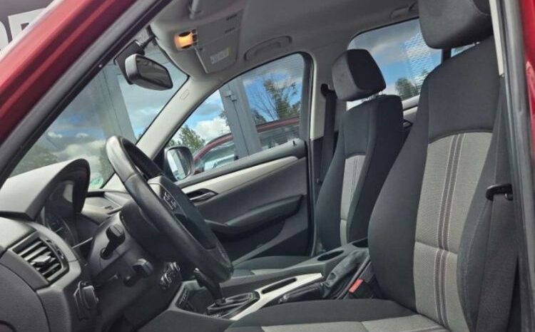 BMW X1 | 4×4 (doł. automatycznie) | Automatyczna | 204 KM | Bordowy full