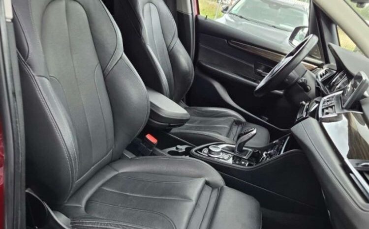 BMW Seria 2 | 4×4 (doł. automatycznie) | Automatyczna | 190 KM | Bordowy full