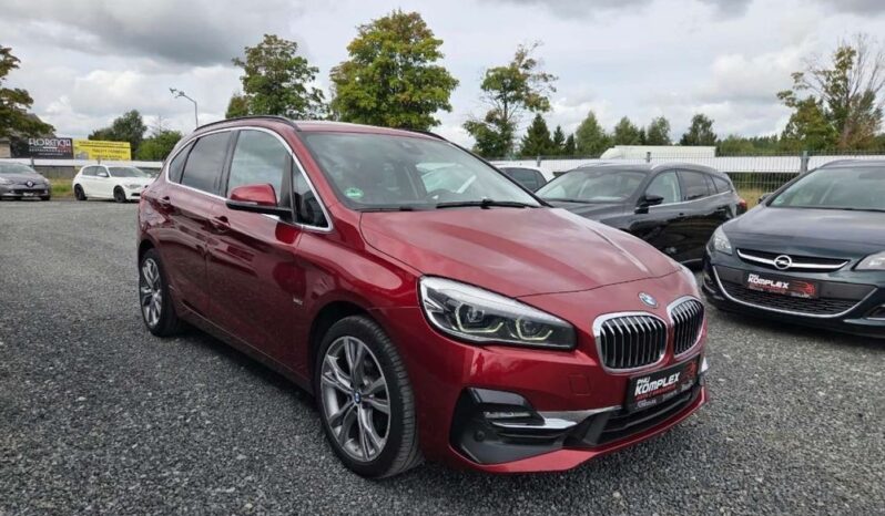 BMW Seria 2 | 4×4 (doł. automatycznie) | Automatyczna | 190 KM | Bordowy full