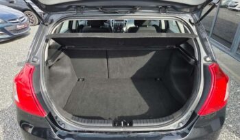 Kia Ceed | FWD (przód) | Manualna | 125 KM | Czarny full