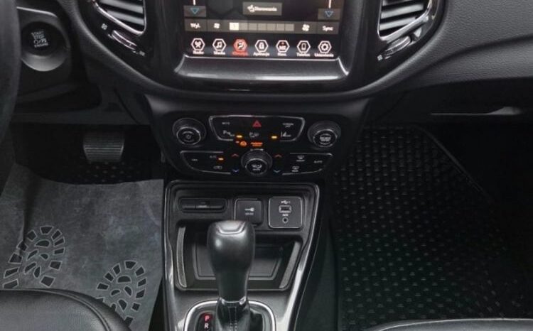 Jeep Compass | FWD (przód) | Automatyczna | 150 KM | Szary full