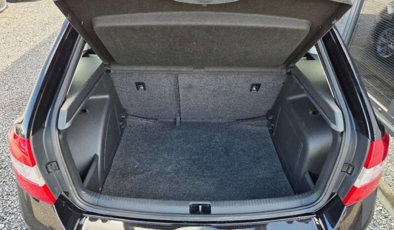 Skoda RAPID | FWD (przód) | Manualna | 86 KM | Czarny full
