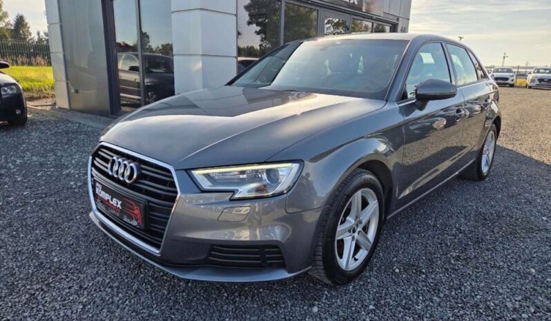 Audi A3 Sportback | FWD (przód) | Automatyczna | 150 KM | Szary full