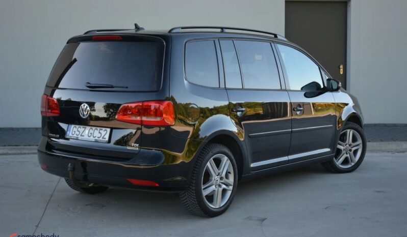 Volkswagen Touran | FWD (przód) | Manualna | 110 KM | Czarny full