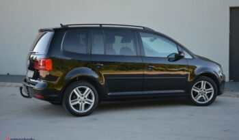 Volkswagen Touran | FWD (przód) | Manualna | 110 KM | Czarny full