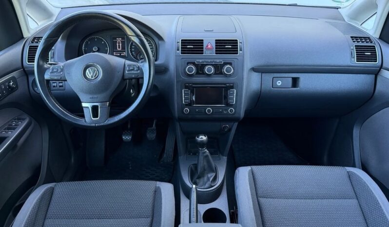 Volkswagen Touran | FWD (przód) | Manualna | 110 KM | Czarny full
