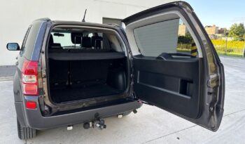 Suzuki Grand Vitara | 4×4 (stały) | Manualna | 129 KM | Szary full