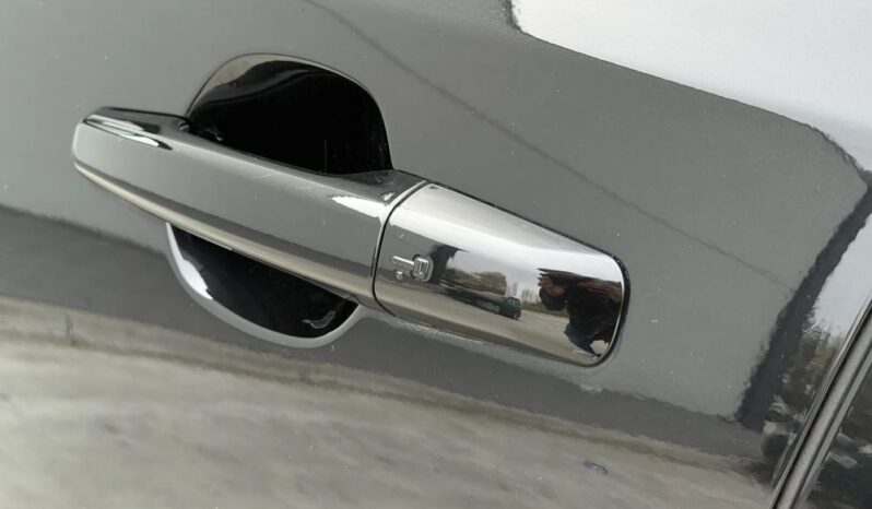 Jaguar E-Pace | FWD (przód) | Manualna | 150 KM | Czarny full