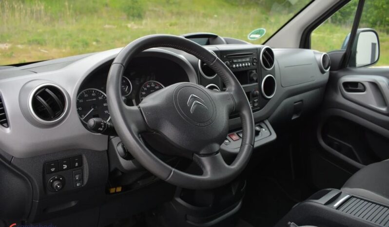 Citroën Berlingo | FWD (przód) | Automatyczna | 99 KM | Niebieski full