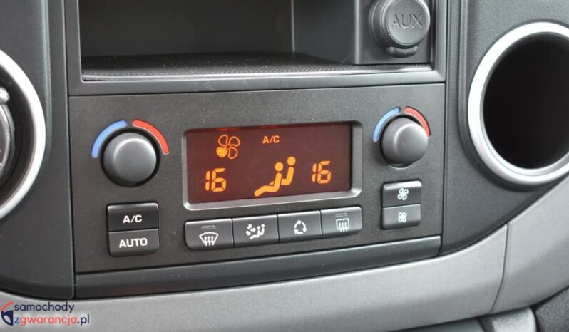 Citroën Berlingo | FWD (przód) | Automatyczna | 99 KM | Niebieski full