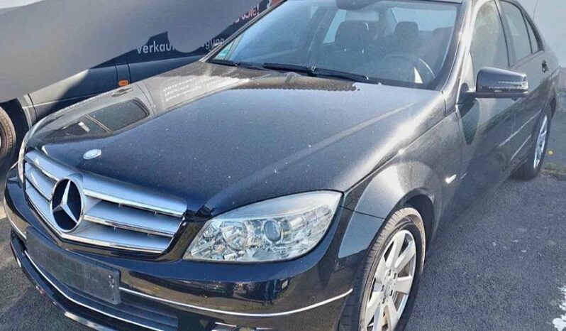 Mercedes-Benz  | Rwd (Tył) | Manualna | 155 Km | Czarny
