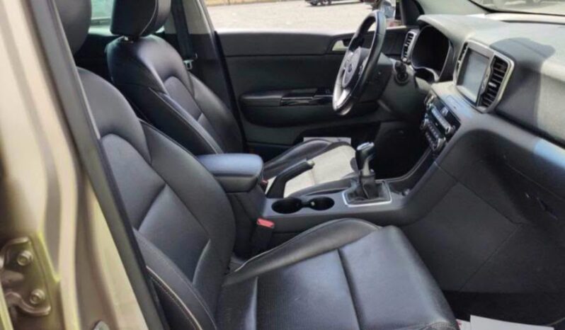 Kia Sportage | FWD (przód) | Manualna | 132 KM | Beżowy full