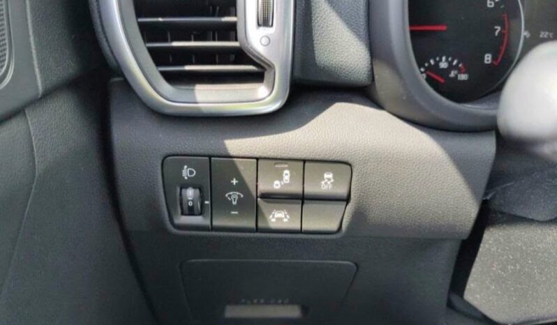 Kia Sportage | FWD (przód) | Manualna | 132 KM | Beżowy full