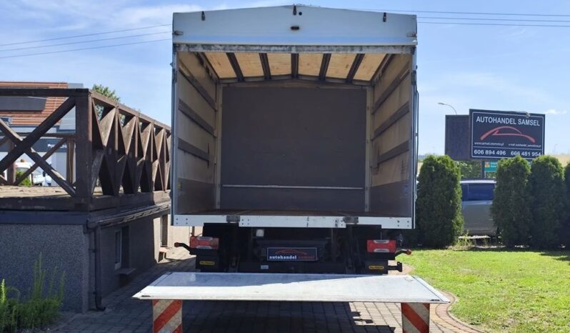 Iveco Daily | RWD (tył) | Manualna | 180 KM | Biały full