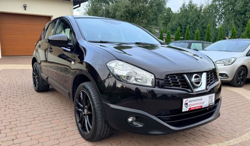 Nissan Qashqai | Fwd (Przód) | Manualna | 141 Km | Bordowy