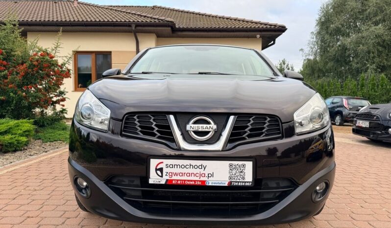 Nissan Qashqai | FWD (przód) | Manualna | 141 KM | Bordowy full