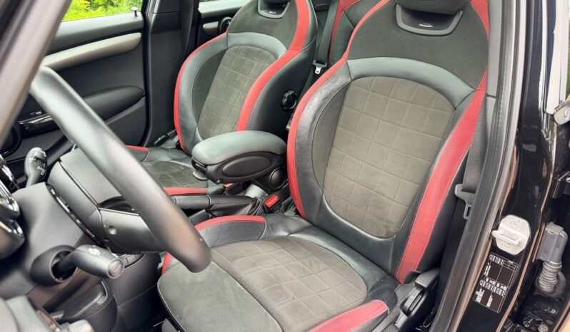 MINI Cooper | FWD (przód) | Manualna | 170 KM | Czarny full