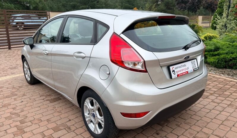 Ford Fiesta | FWD (przód) | Manualna | 82 KM | Srebrny full