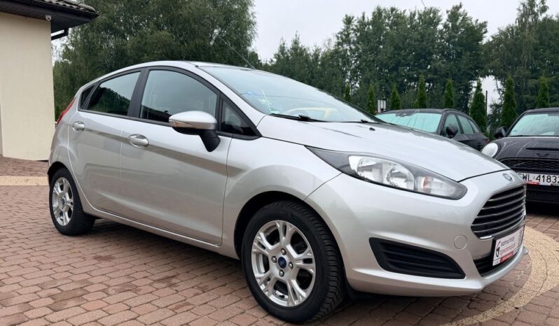 Ford Fiesta | FWD (przód) | Manualna | 82 KM | Srebrny full