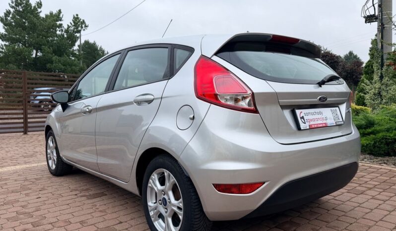 Ford Fiesta | FWD (przód) | Manualna | 82 KM | Srebrny full