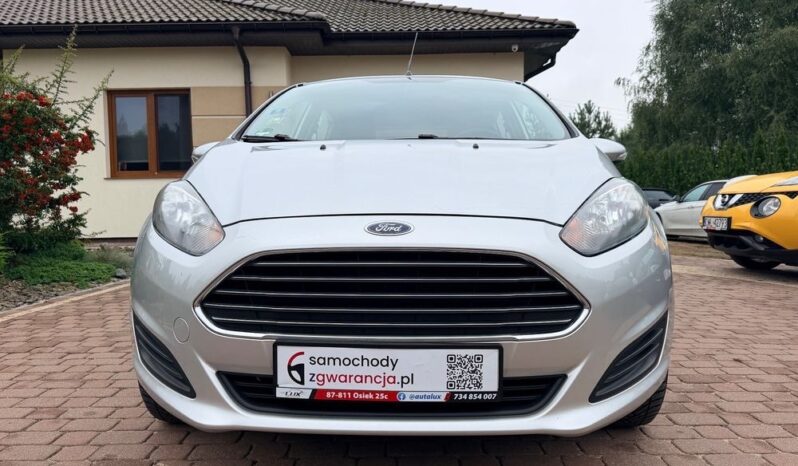 Ford Fiesta | FWD (przód) | Manualna | 82 KM | Srebrny full