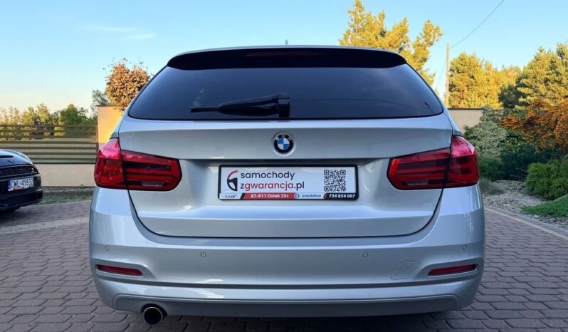 BMW Seria 3 | RWD (tył) | Manualna | 150 KM | Srebrny full