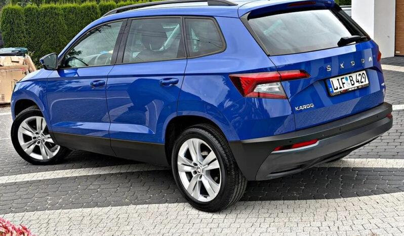 Skoda Karoq | 4×4 (doł. ręcznie) | Automatyczna | 150 KM | Niebieski full