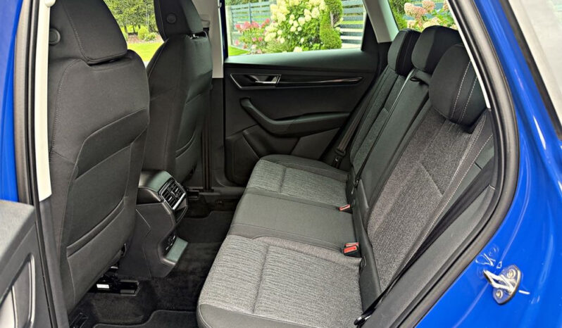 Skoda Karoq | 4×4 (doł. ręcznie) | Automatyczna | 150 KM | Niebieski full