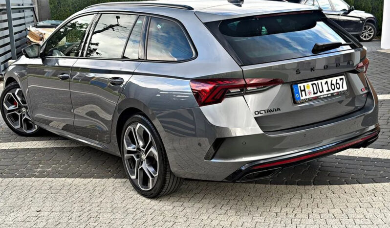 Skoda Octavia | FWD (przód) | Automatyczna | 200 KM | Szary full