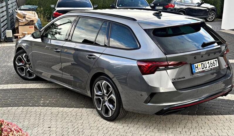 Skoda Octavia | FWD (przód) | Automatyczna | 200 KM | Szary full