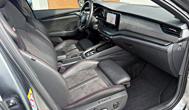 Skoda Octavia | FWD (przód) | Automatyczna | 200 KM | Szary full