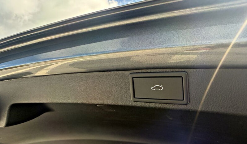 Skoda Octavia | FWD (przód) | Automatyczna | 200 KM | Szary full