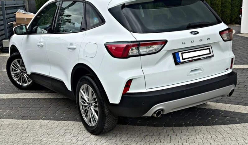 Ford Kuga | FWD (przód) | Manualna | 120 KM | Biały full