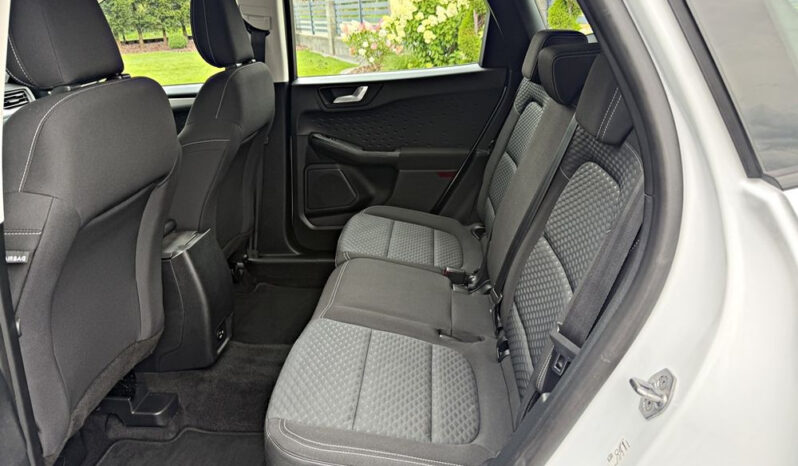 Ford Kuga | FWD (przód) | Manualna | 120 KM | Biały full