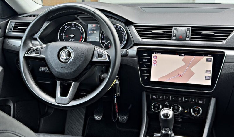 Skoda Superb | FWD (przód) | Manualna | 150 KM | Czarny full