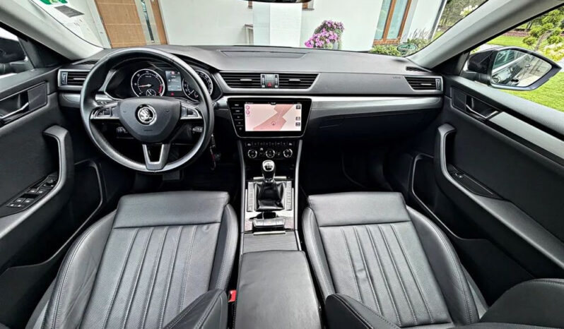 Skoda Superb | FWD (przód) | Manualna | 150 KM | Czarny full