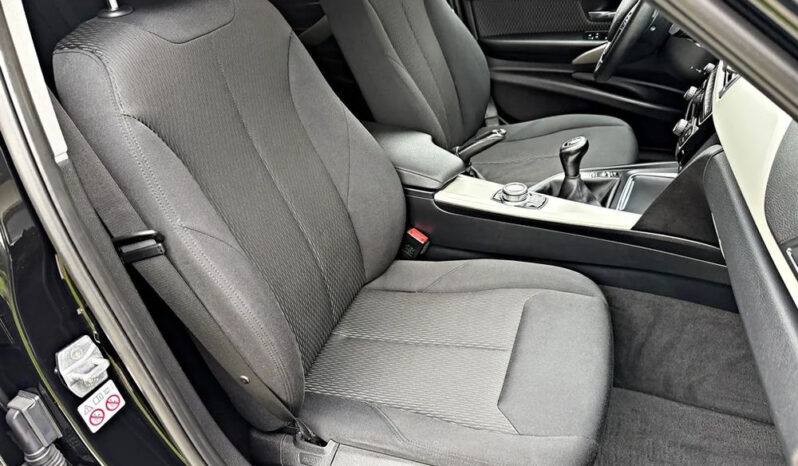BMW Seria 3 | RWD (tył) | Manualna | 150 KM | Czarny full