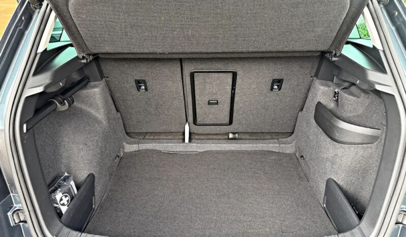 Skoda Karoq | FWD (przód) | Automatyczna | 150 KM | Szary full