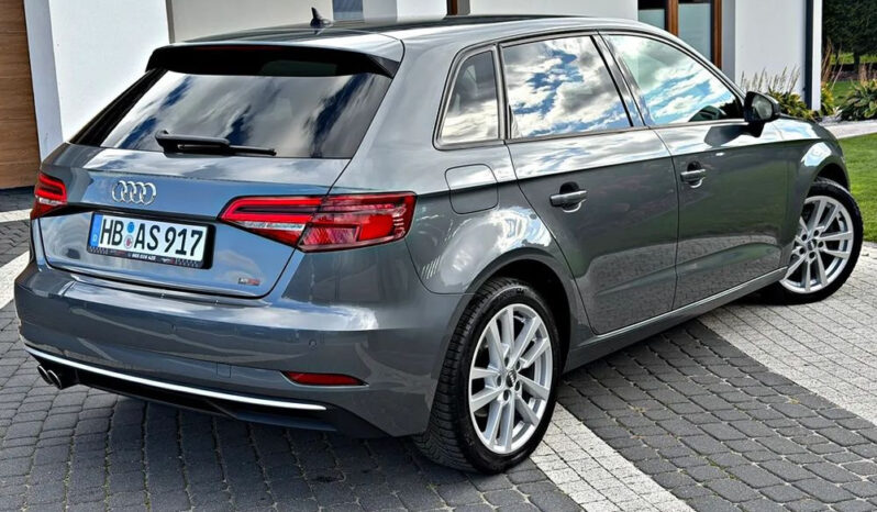 Audi A3 Sportback | FWD (przód) | Automatyczna | 150 KM | Szary full