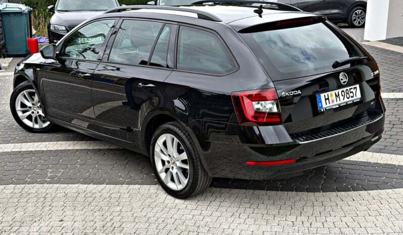 Skoda Octavia | FWD (przód) | Manualna | 115 KM | Czarny full