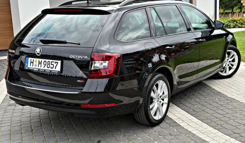 Skoda Octavia | FWD (przód) | Manualna | 115 KM | Czarny full