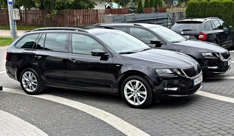 Skoda Octavia | FWD (przód) | Manualna | 115 KM | Czarny full