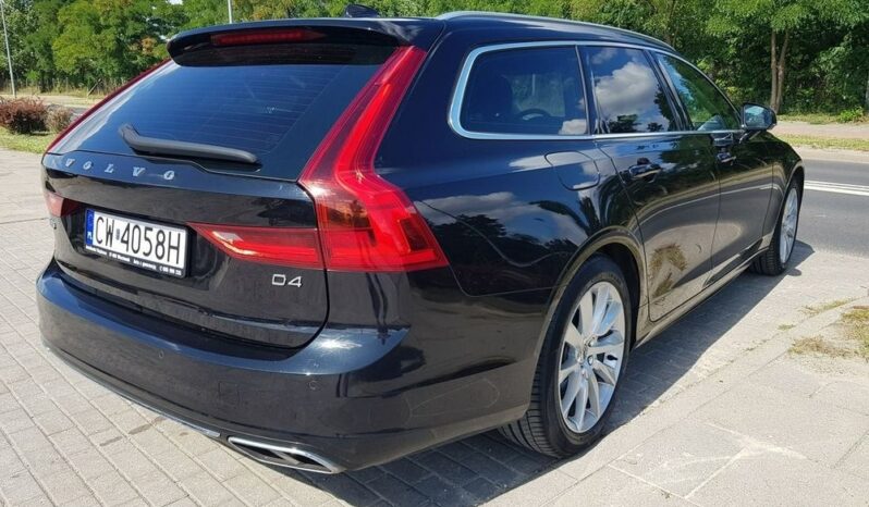 Volvo V90 | FWD (przód) | Automatyczna | 190 KM | Czarny full