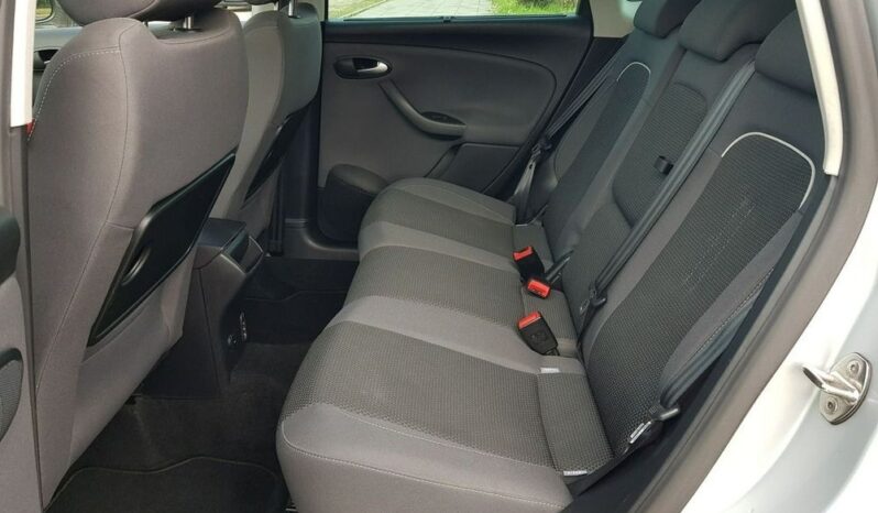 Seat Altea XL | FWD (przód) | Manualna | 105 KM | Srebrny full