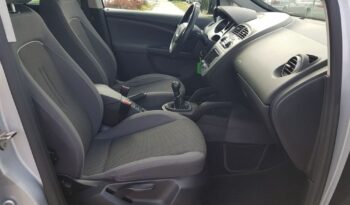Seat Altea XL | FWD (przód) | Manualna | 105 KM | Srebrny full