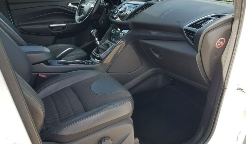 Ford Kuga | FWD (przód) | Manualna | 150 KM | Biały full