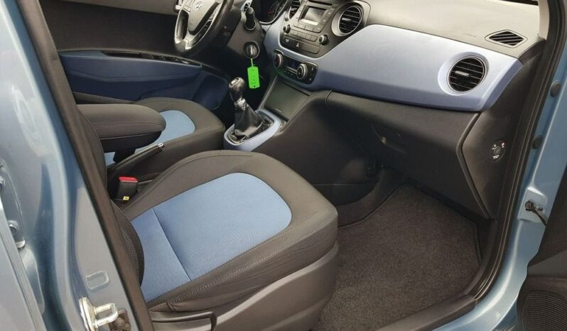 Hyundai i10 | FWD (przód) | Manualna | 87 KM | Niebieski full